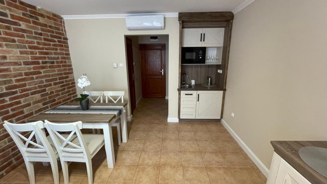 Dalma Apartment Gyula Exteriér fotografie