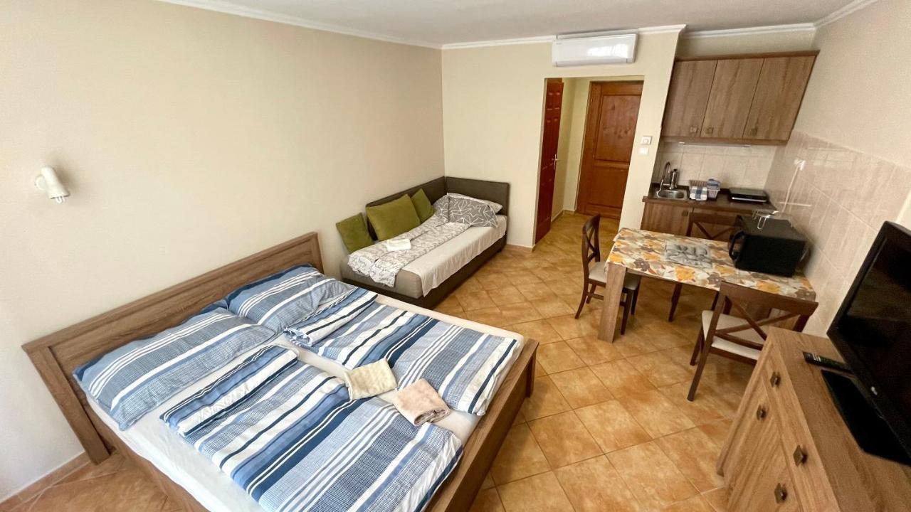 Dalma Apartment Gyula Exteriér fotografie