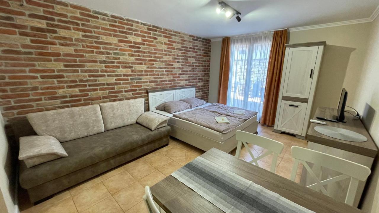Dalma Apartment Gyula Exteriér fotografie